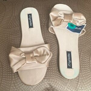 Zigi Soho Women's Satin Tan Bow Slide Sandals